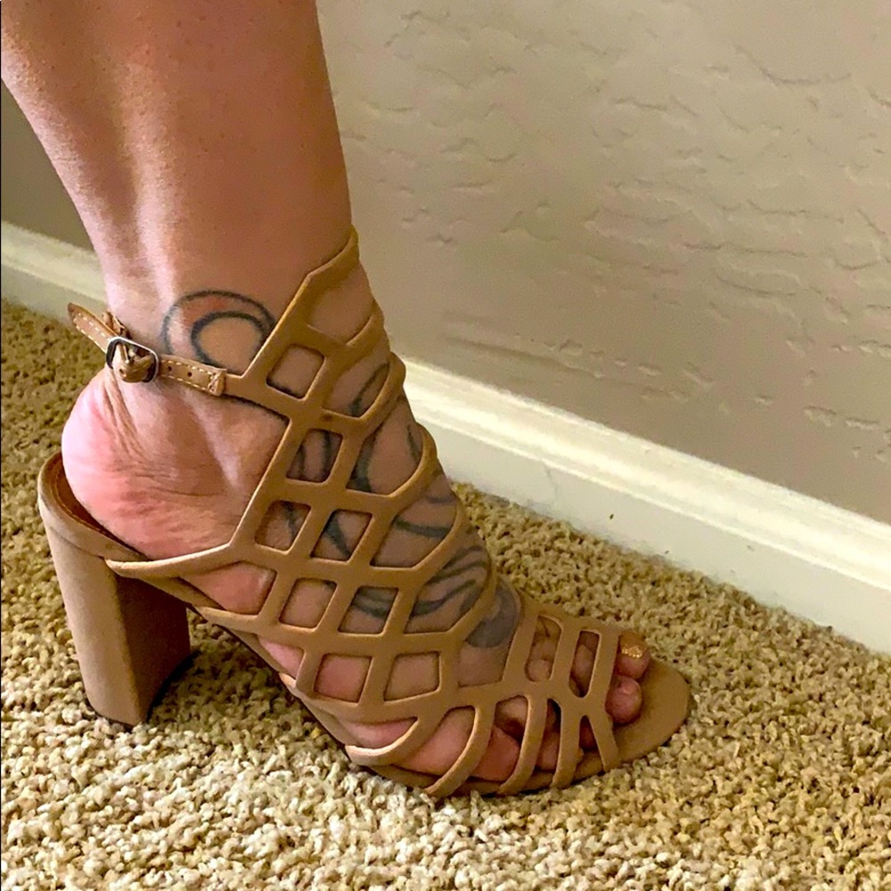 Heeled Tan Sandal